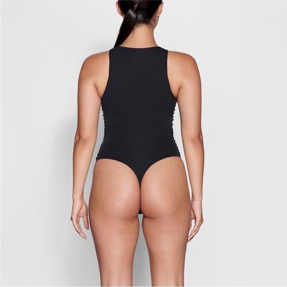 Skims NWT Fits Everybody High Neck Bodysuit in Onyx Size Small - Picture 3 of 7